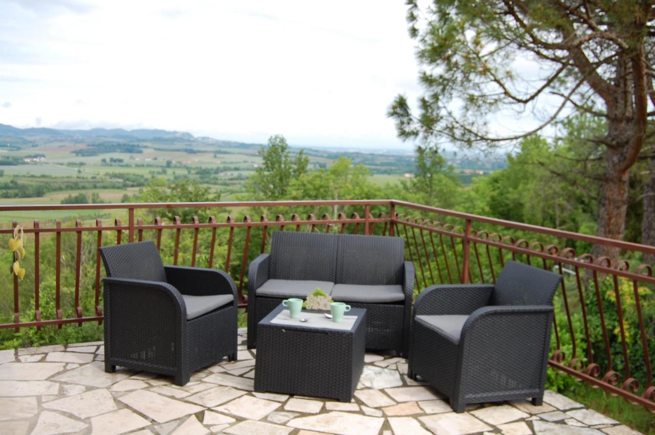 Un Angolo Di Paradiso Ozzano Monferrato Buitenkant foto